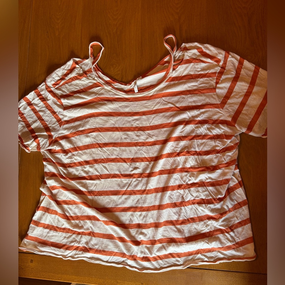 Plus size 26/28W Striped Orange and cream  short sleeve Women's Top from Cato